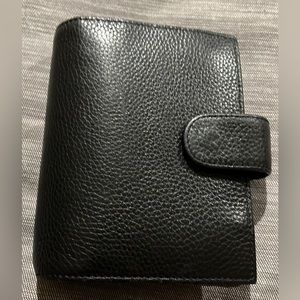 Moterm Pocket Pebbled Rings